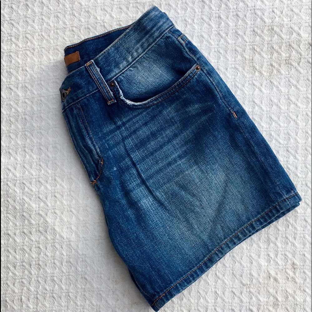 JOE’S DENIM JEAN SHORTS SLIGHTLY DISTRESSED - Picture 15 of 15